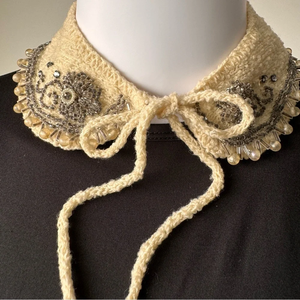Vintage Cream Beaded Crochet Tie Necklace Collar